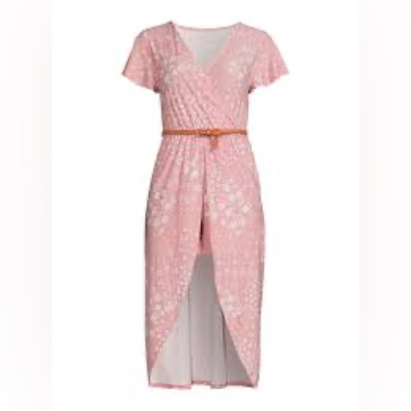 No Boundaries Dresses & Skirts - No Boundaries Juniors Pink Floral Walk Thru Dress Size XXXL NWT Missing Belt